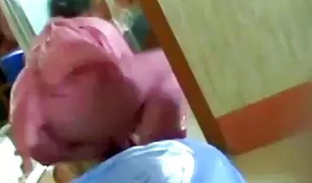 Ігри хлопчиків в кришталево секс за гроші чеське чистій ясності